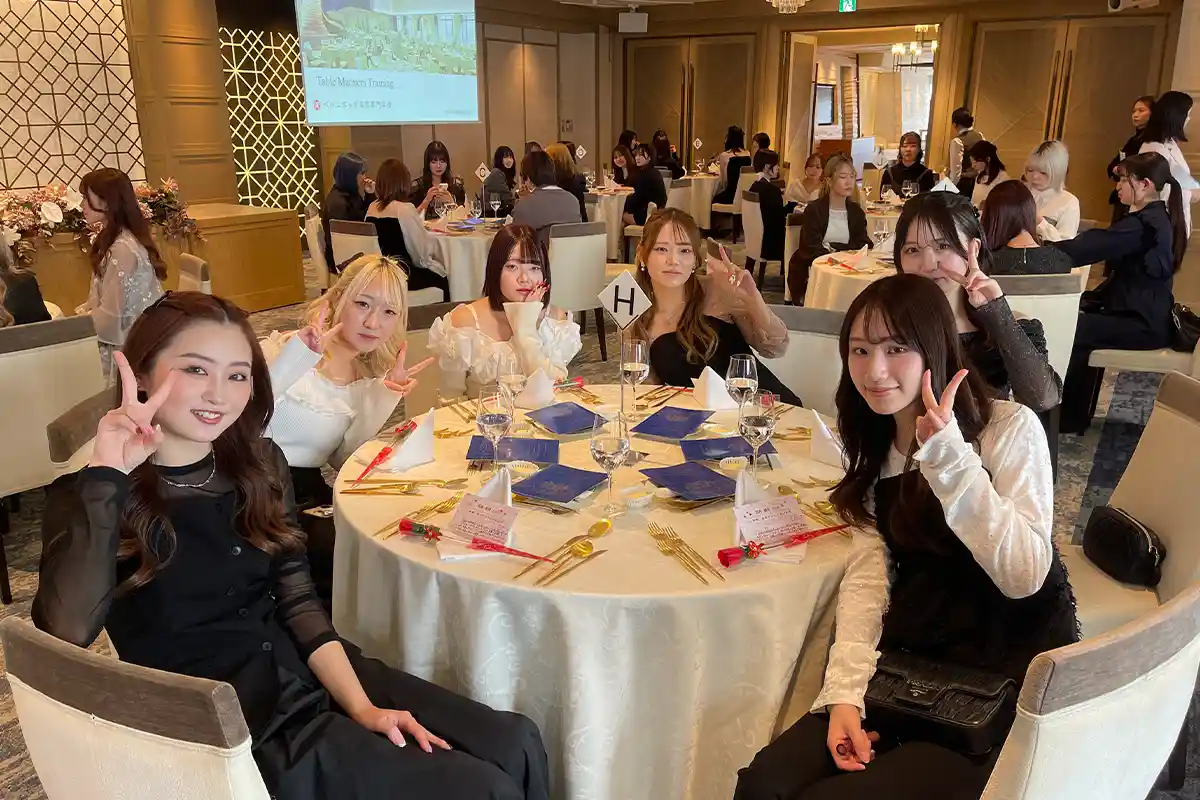 テーブルマナー